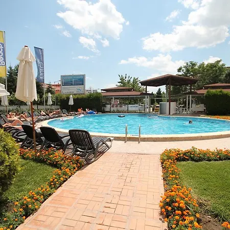 Arendoo In Flores Park Апартамент Слънчев бряг